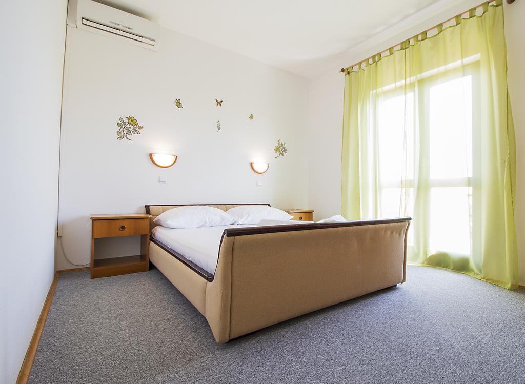 Bed and Breakfast Pansion Maria Zadar Exterior foto